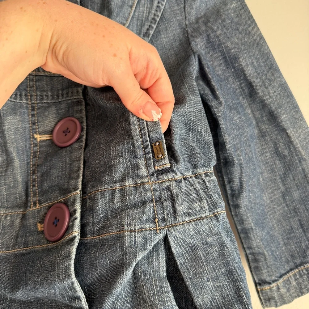 DKNY Vintage Cropped Denim Jacket Embroidered Y2K Grunge Emo Women’s Size XS - Picture 7 of 12